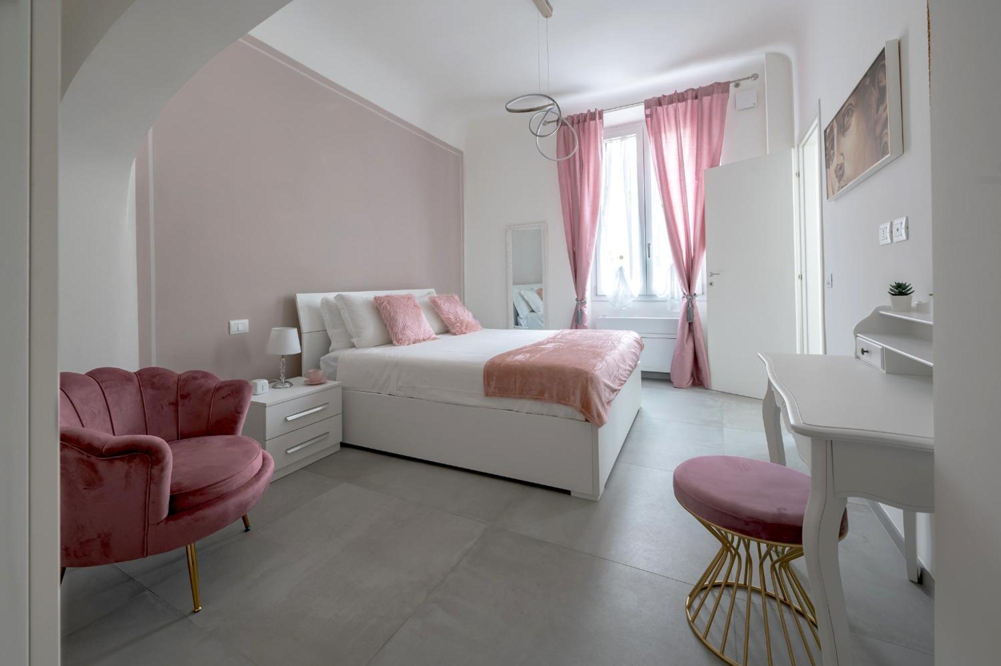 Via Ponte Alle Mosse, 19 - Florence Charming Apartments - A Chic, Newly Renovated Apartment Near Tram Leopolda, A Few Min From Downtown 외부 사진